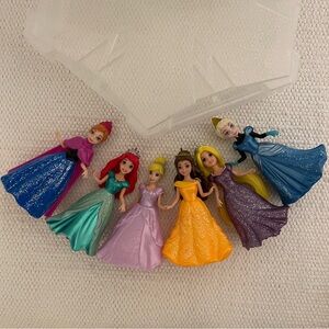 Mattel Disney Magiclip Princess dolls with dresses
